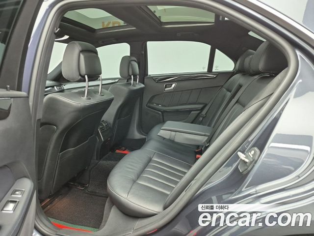 Mercedes-Benz E-Class E250 BlueTec 4MATIC AV