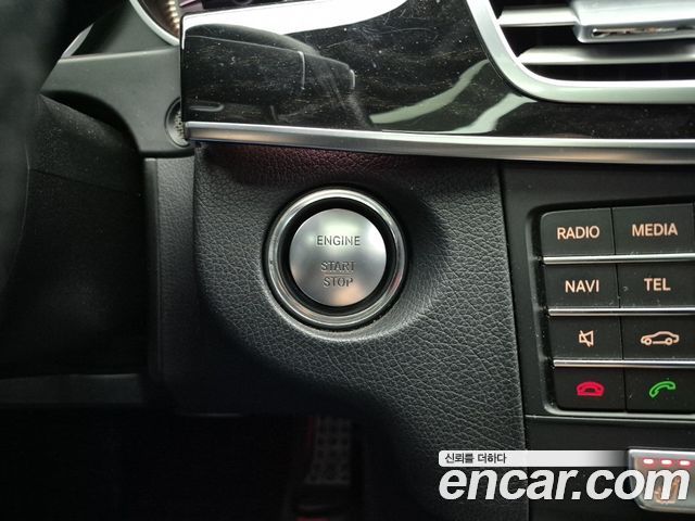 Mercedes-Benz E-Class E250 BlueTec 4MATIC AV