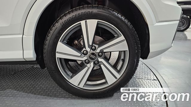 Audi Q2 35 TDI Premium