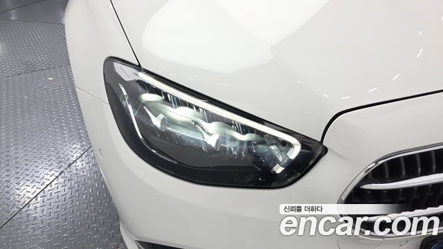 Mercedes-Benz E-Class E250 Avantgarde
