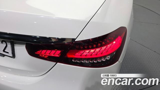 Mercedes-Benz E-Class E250 Avantgarde