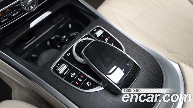 Mercedes-Benz G-Class AMG G63 Manufaktur