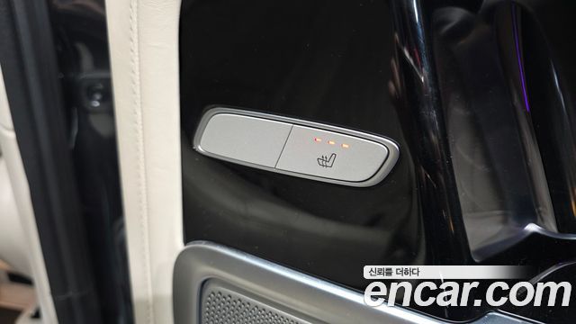 Mercedes-Benz G-Class AMG G63 Manufaktur