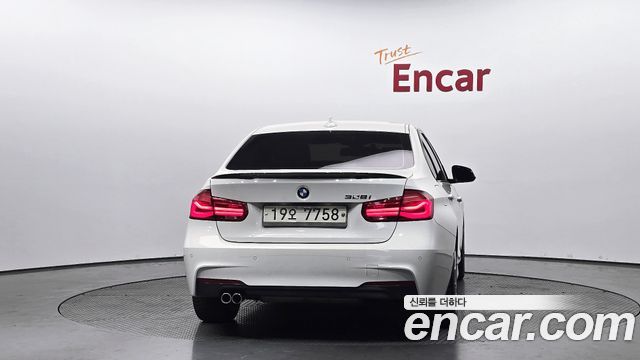 BMW 3-Series 328i M Sport
