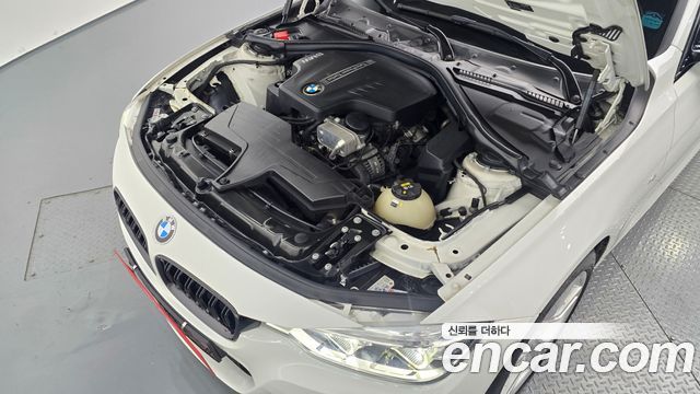 BMW 3-Series 328i M Sport