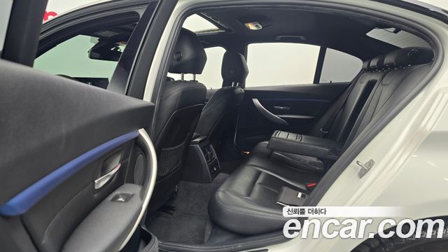 BMW 3-Series 328i M Sport