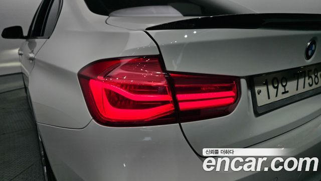 BMW 3-Series 328i M Sport