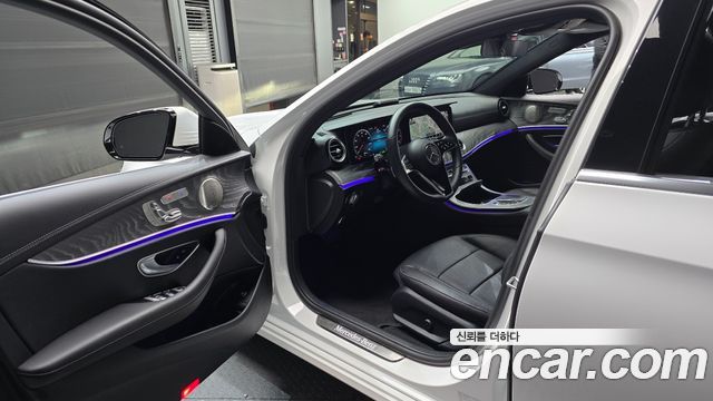 Mercedes-Benz E-Class E350 4MATIC Avantgarde