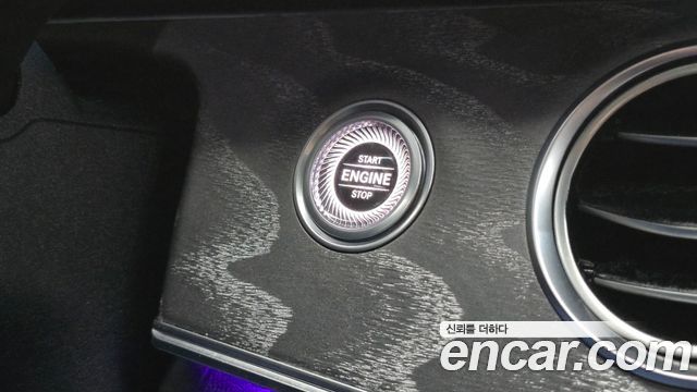 Mercedes-Benz E-Class E350 4MATIC Avantgarde