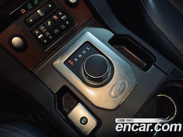 Land Rover Discovery 3.0 SDV6 HSE