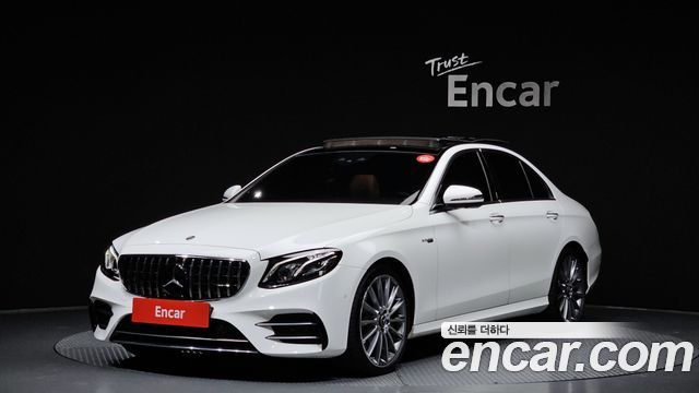 Mercedes-Benz E-Class E300 4MATIC AMG Line