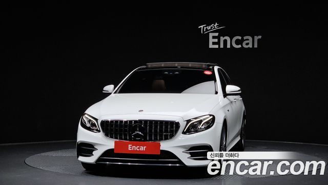 Mercedes-Benz E-Class E300 4MATIC AMG Line