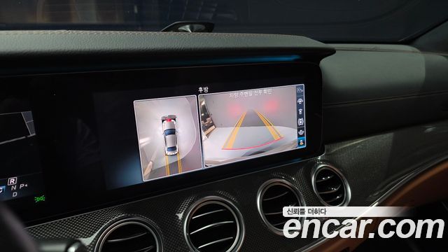 Mercedes-Benz E-Class E300 4MATIC AMG Line