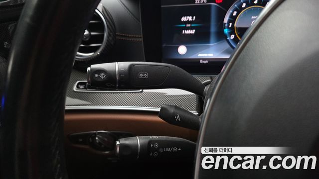 Mercedes-Benz E-Class E300 4MATIC AMG Line
