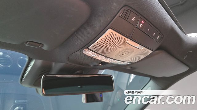 Mercedes-Benz E-Class E300 4MATIC AMG Line