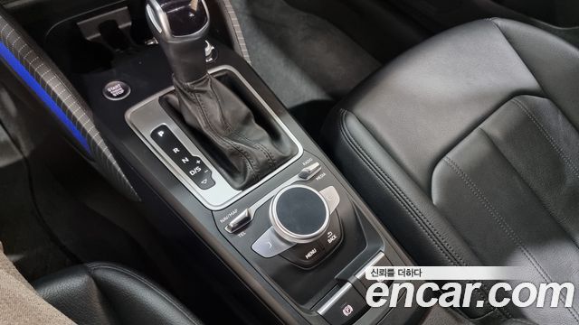 Audi Q2 35 TDI Premium