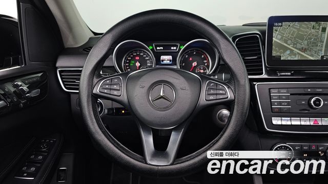 Mercedes-Benz GLE-Class GLE350 d 4MATIC