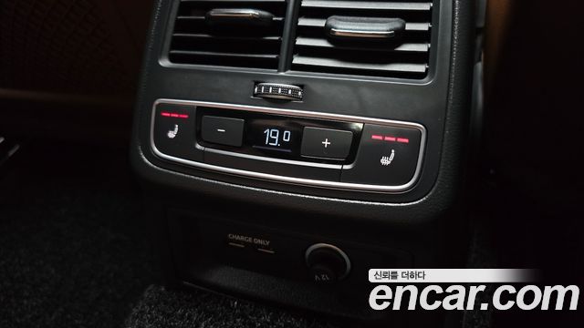 Audi A4 40 TFSI Premium
