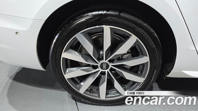 Audi A4 40 TFSI Premium