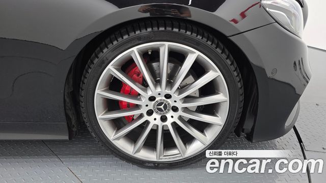 Mercedes-Benz E-Class E220d Cabriolet