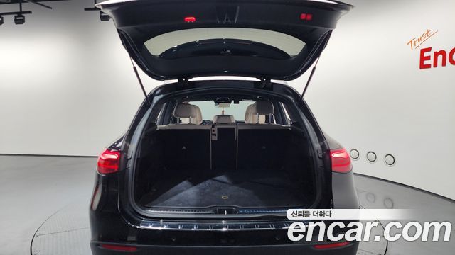 Mercedes-Benz GLC-Class GLC220 d 4MATIC