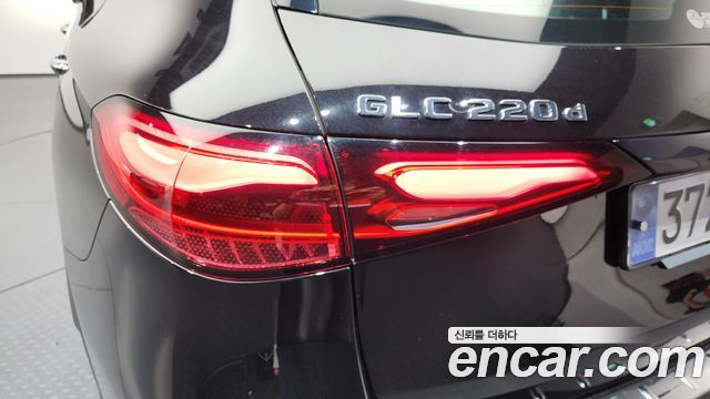 Mercedes-Benz GLC-Class GLC220 d 4MATIC
