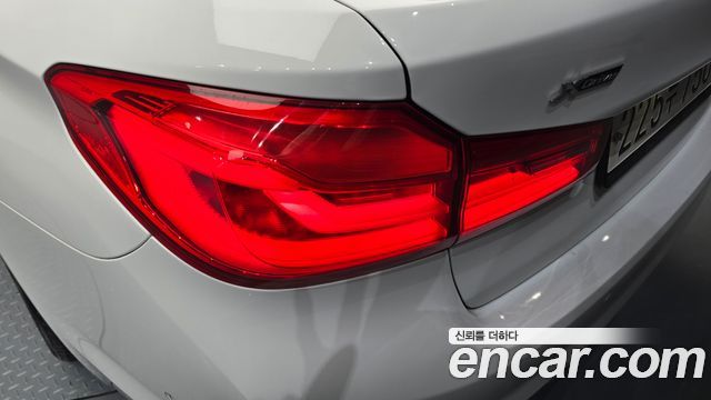 BMW 5-Series 520d xDrive Luxury Plus