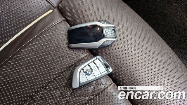 BMW 5-Series 520d xDrive Luxury Plus