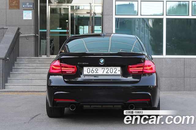 BMW 3-Series 330i M Sport