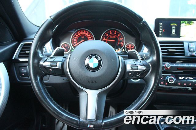 BMW 3-Series 330i M Sport