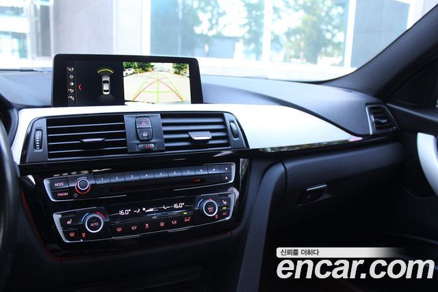 BMW 3-Series 330i M Sport