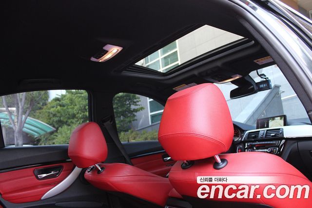 BMW 3-Series 330i M Sport