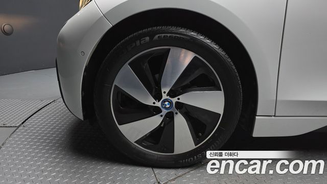 BMW i3 LUX