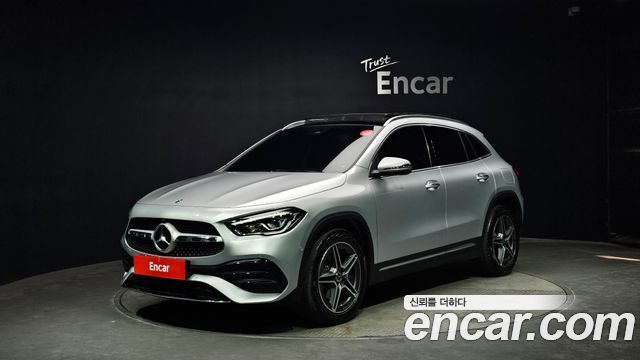 Mercedes-Benz GLA-Class GLA250 4MATIC