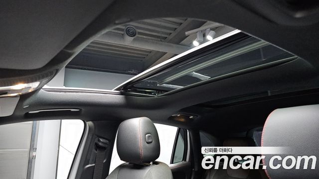 Mercedes-Benz GLA-Class GLA250 4MATIC