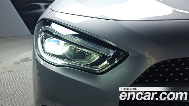 Mercedes-Benz GLA-Class GLA250 4MATIC