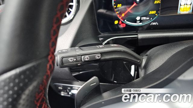 Mercedes-Benz GLA-Class GLA250 4MATIC