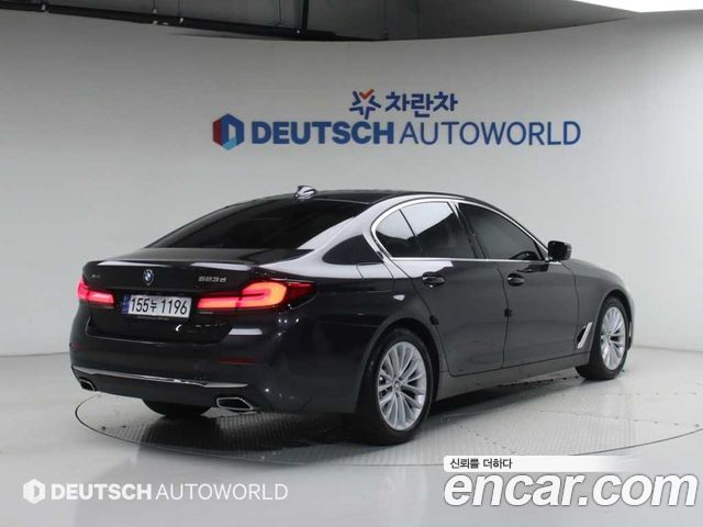 BMW 5-Series 523d xDrive Luxury