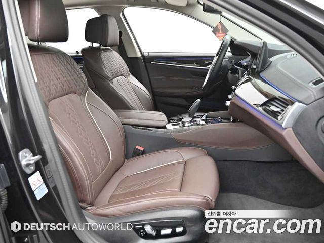 BMW 5-Series 523d xDrive Luxury