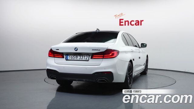 BMW 5-Series 520d xDrive M Sport Package Plus