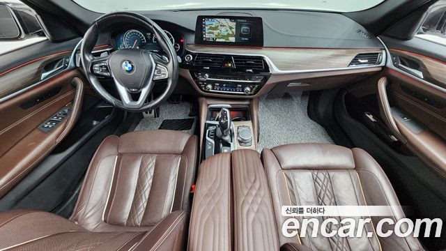BMW 5-Series 520d xDrive M Sport Package Plus