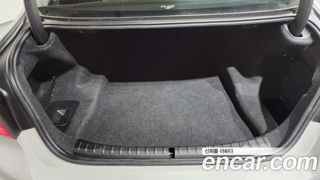 BMW 5-Series 520d xDrive M Sport Package Plus