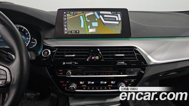 BMW 5-Series 530i xDrive M Sport Package