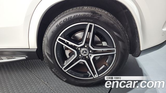 Mercedes-Benz GLE-Class GLE450 4MATIC
