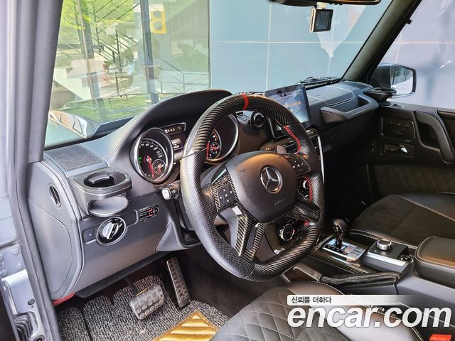 Mercedes-Benz G-Class G500