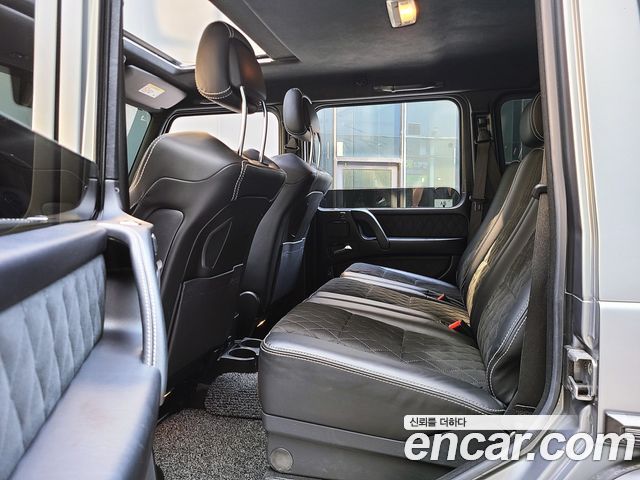 Mercedes-Benz G-Class G500