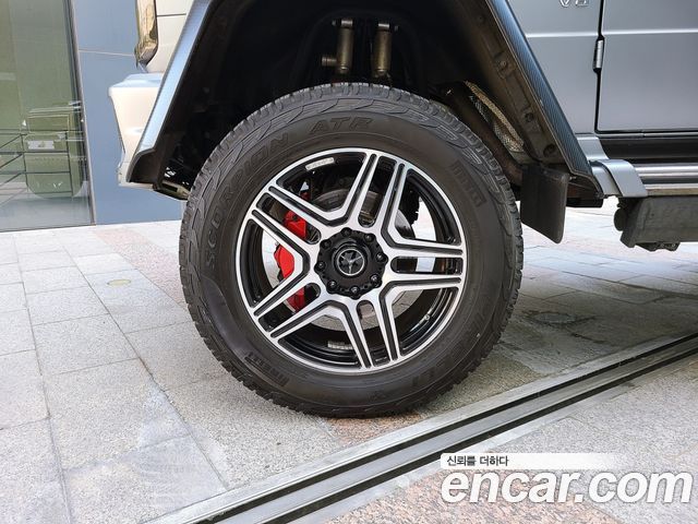 Mercedes-Benz G-Class G500