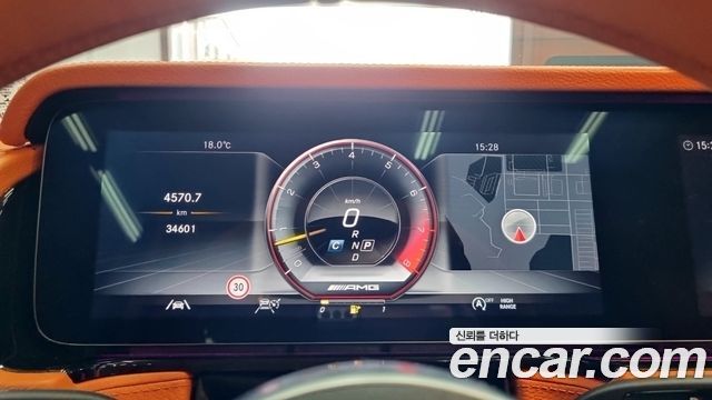 Mercedes-Benz G-Class AMG G63