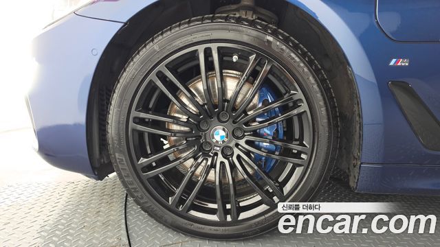 BMW 5-Series 530e M Sport