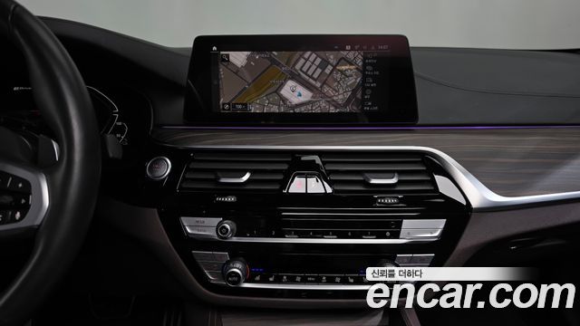 BMW 5-Series 530e M Sport
